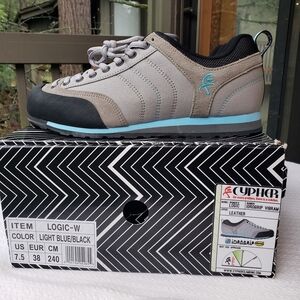 CYPHER Logic womens climbing approach shoes sneakers trail scramble USw 7.5 BNWT